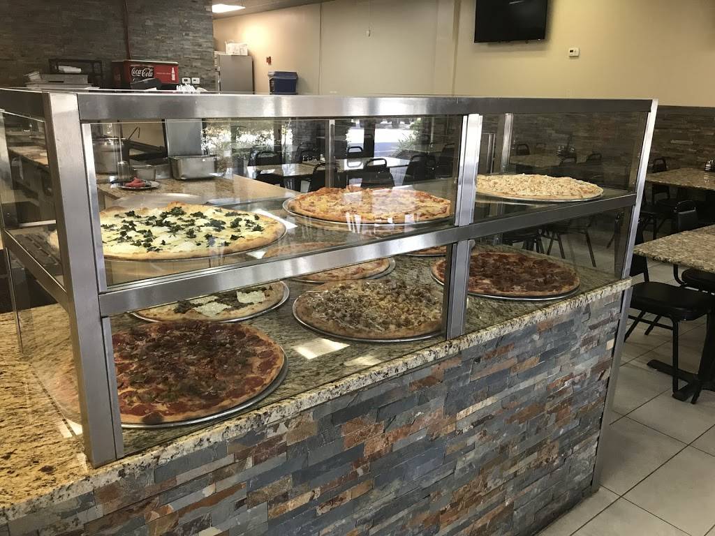 Marinas Pizza | restaurant | 1723 Lakewood Ranch Blvd, Bradenton, FL 34211, USA | 9417470054 OR +1 941-747-0054