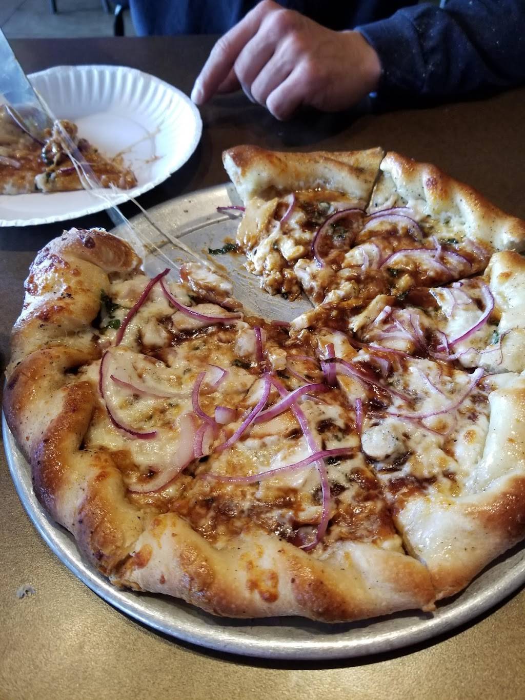 Blind Onion Pizza & Pub | restaurant | 834 Victorian Ave #5077, Sparks, NV 89431, USA | 77535120001 OR +1 775-351-2000 ext. 1