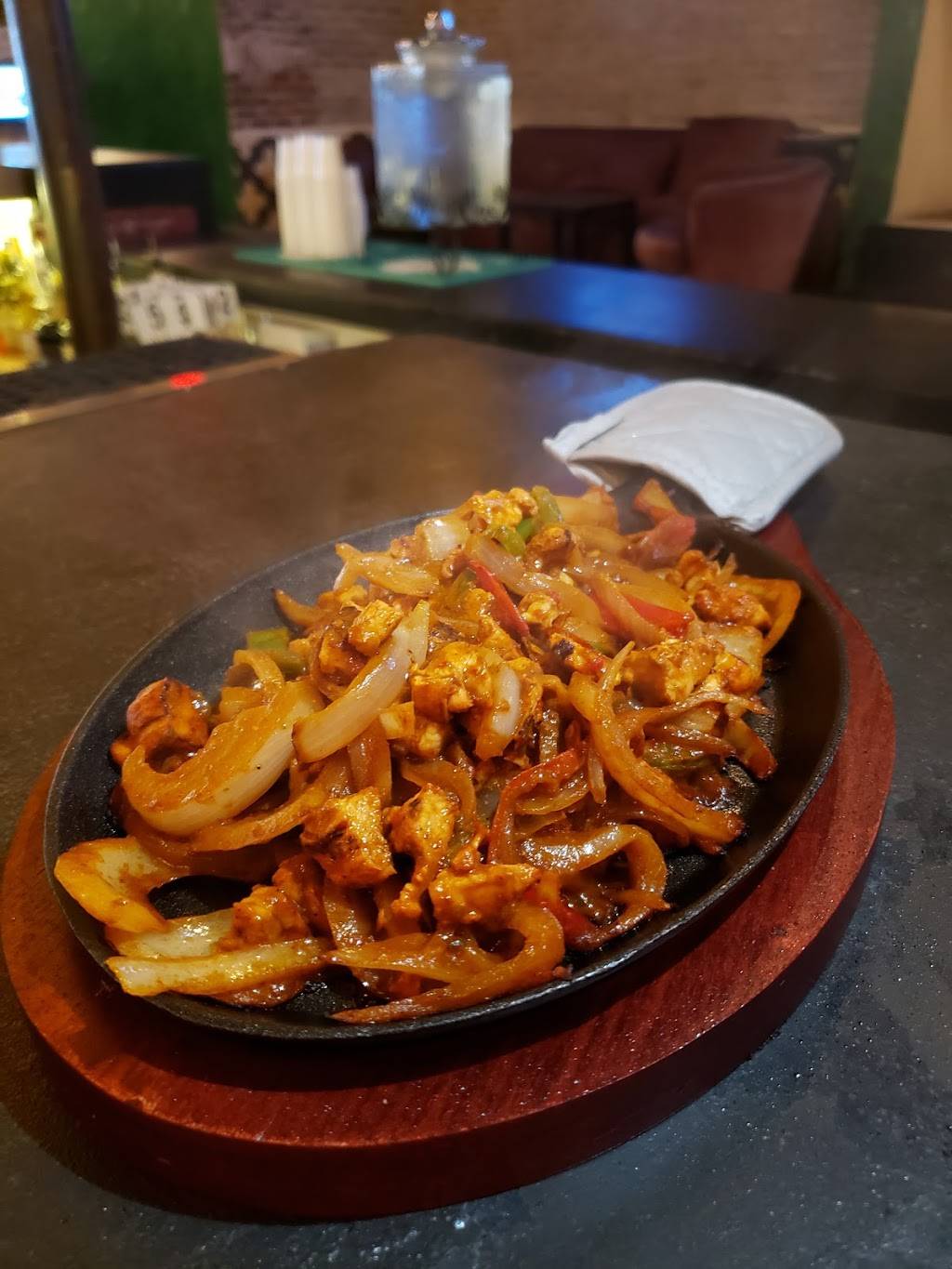 Paloma | restaurant | 6327 Hollywood Blvd, Los Angeles, CA 90028, USA | 3236020223 OR +1 323-602-0223