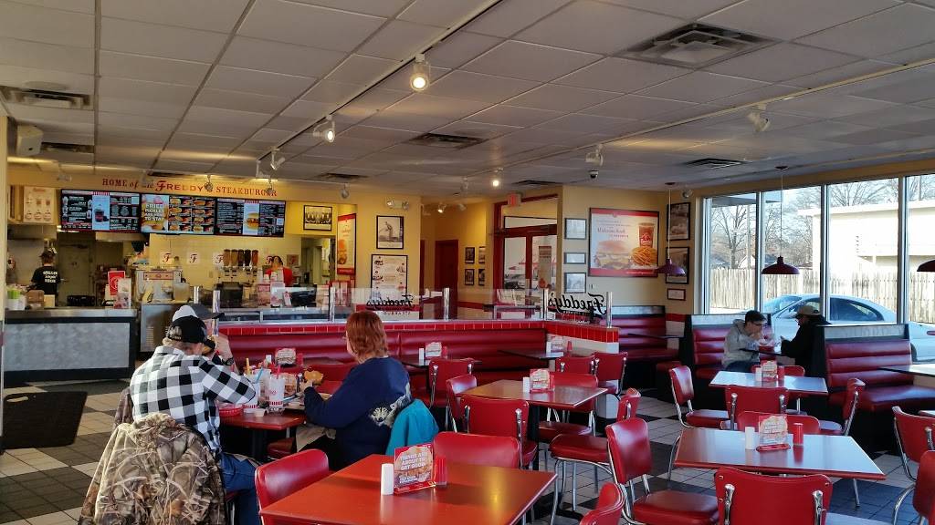 Freddys Frozen Custard & Steakburgers | restaurant | 1314 S Broadway St, Pittsburg, KS 66762, USA | 6203086508 OR +1 620-308-6508
