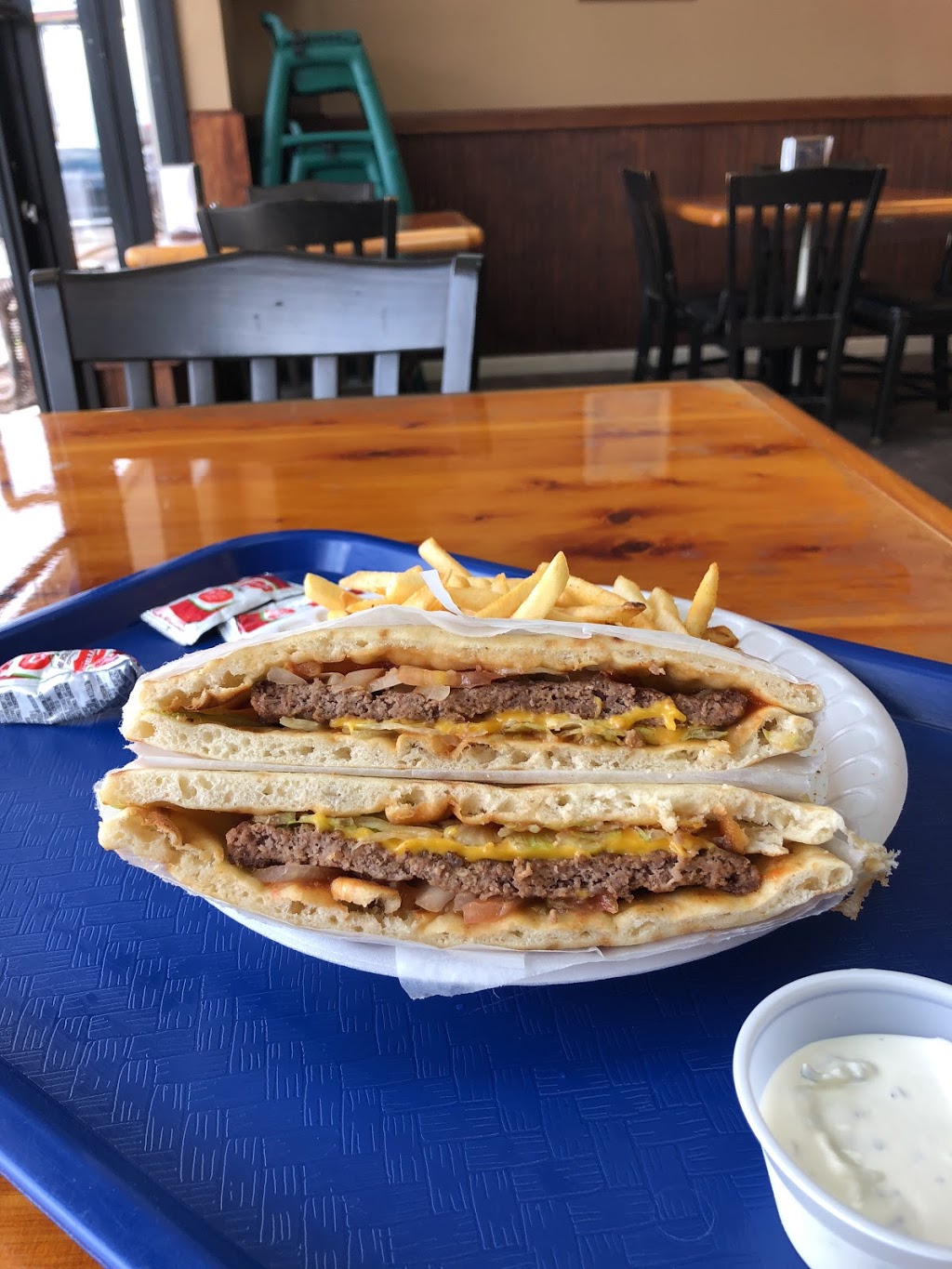 House of Kabob & Gyros | restaurant | 7210 Airport Blvd D, Mobile, AL 36608, USA | 2514472303 OR +1 251-447-2303