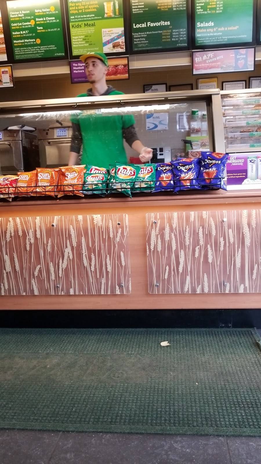 Subway Restaurants | restaurant | 610 Andover St, Lawrence, MA 01843, USA | 9782583183 OR +1 978-258-3183