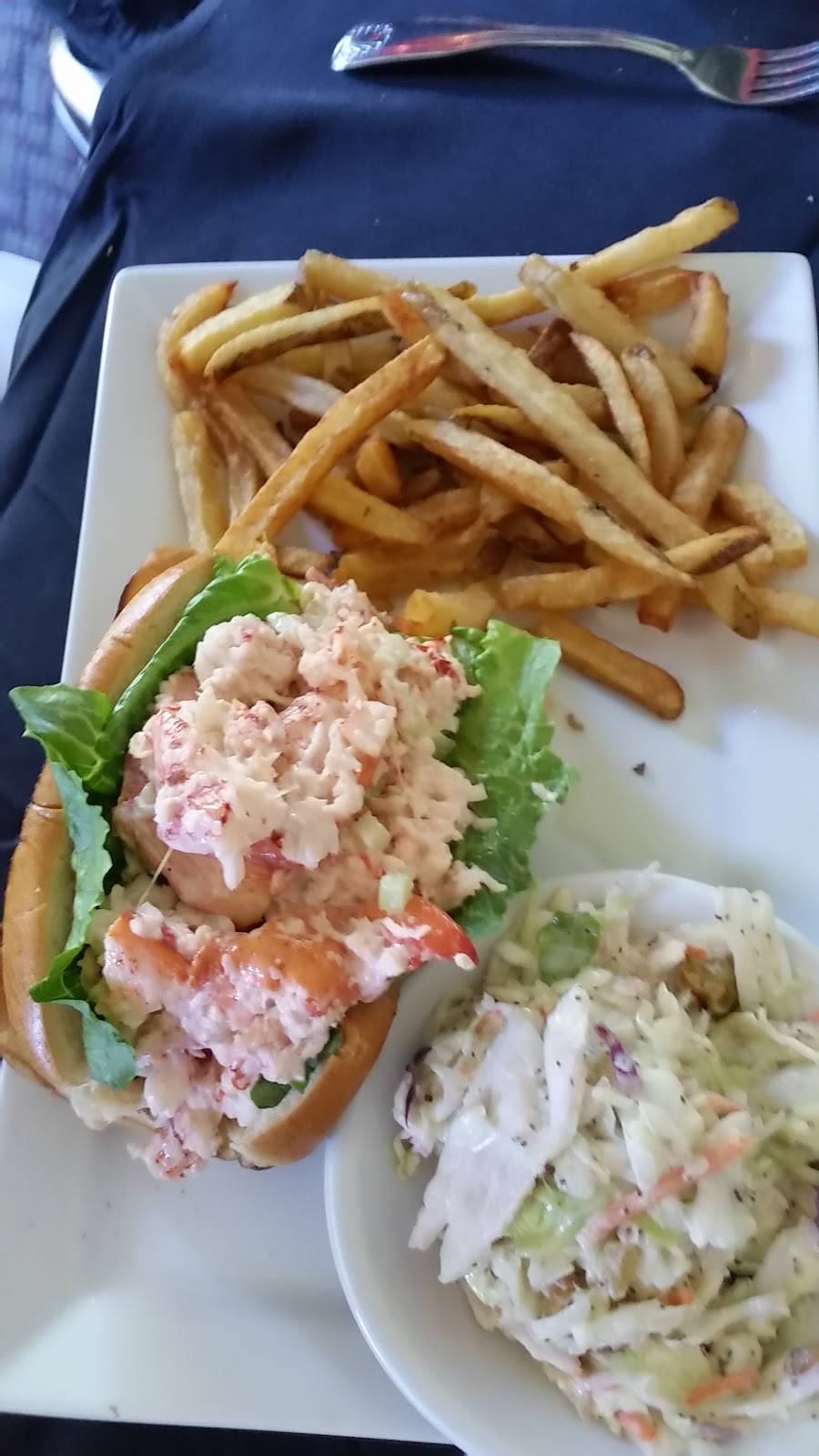 Yarmouth House | restaurant | 335 MA-28, West Yarmouth, MA 02673, USA | 5087715154 OR +1 508-771-5154