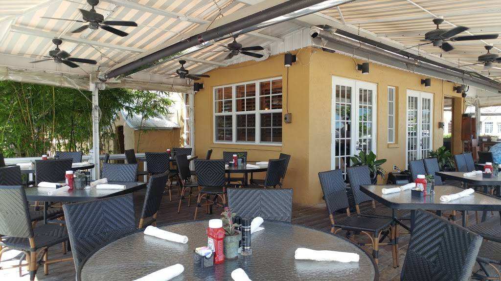 The Waterfront Restaurant | restaurant | 111 S Bay Blvd, Anna Maria, FL 34216, USA | 9417781515 OR +1 941-778-1515