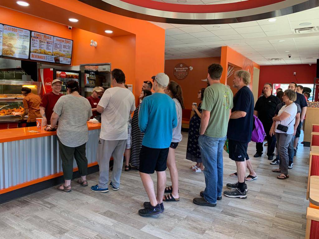 Popeyes Lousiana Kitchen | restaurant | 1350 16th St E, Owen Sound, ON N4K 6N7, Canada | 5193727355 OR +1 519-372-7355