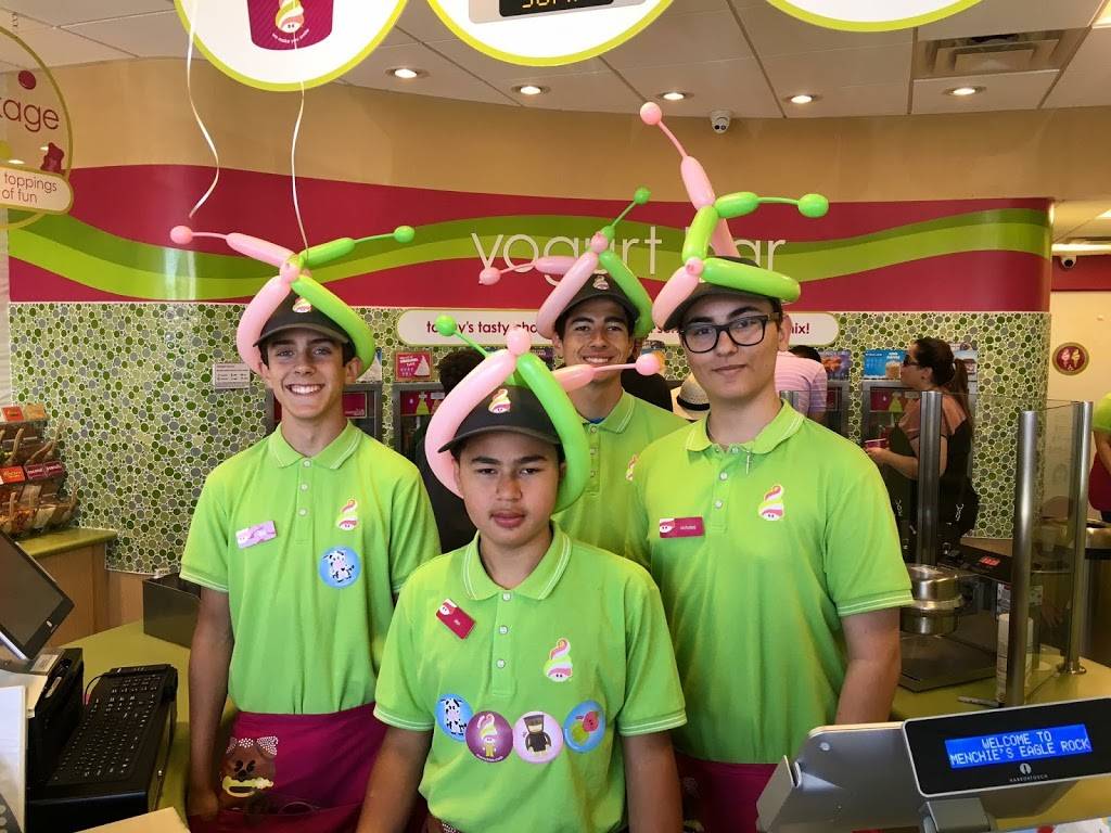 Menchies Frozen Yogurt | bakery | 4929 Eagle Rock Blvd, Los Angeles, CA 90041, USA | 3237390133 OR +1 323-739-0133