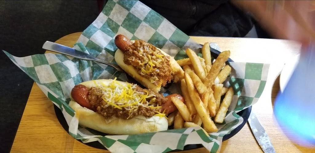 Mr Bs Deli | restaurant | 2343 N St Helen Rd, St Helen, MI 48656, USA | 9896323559 OR +1 989-632-3559