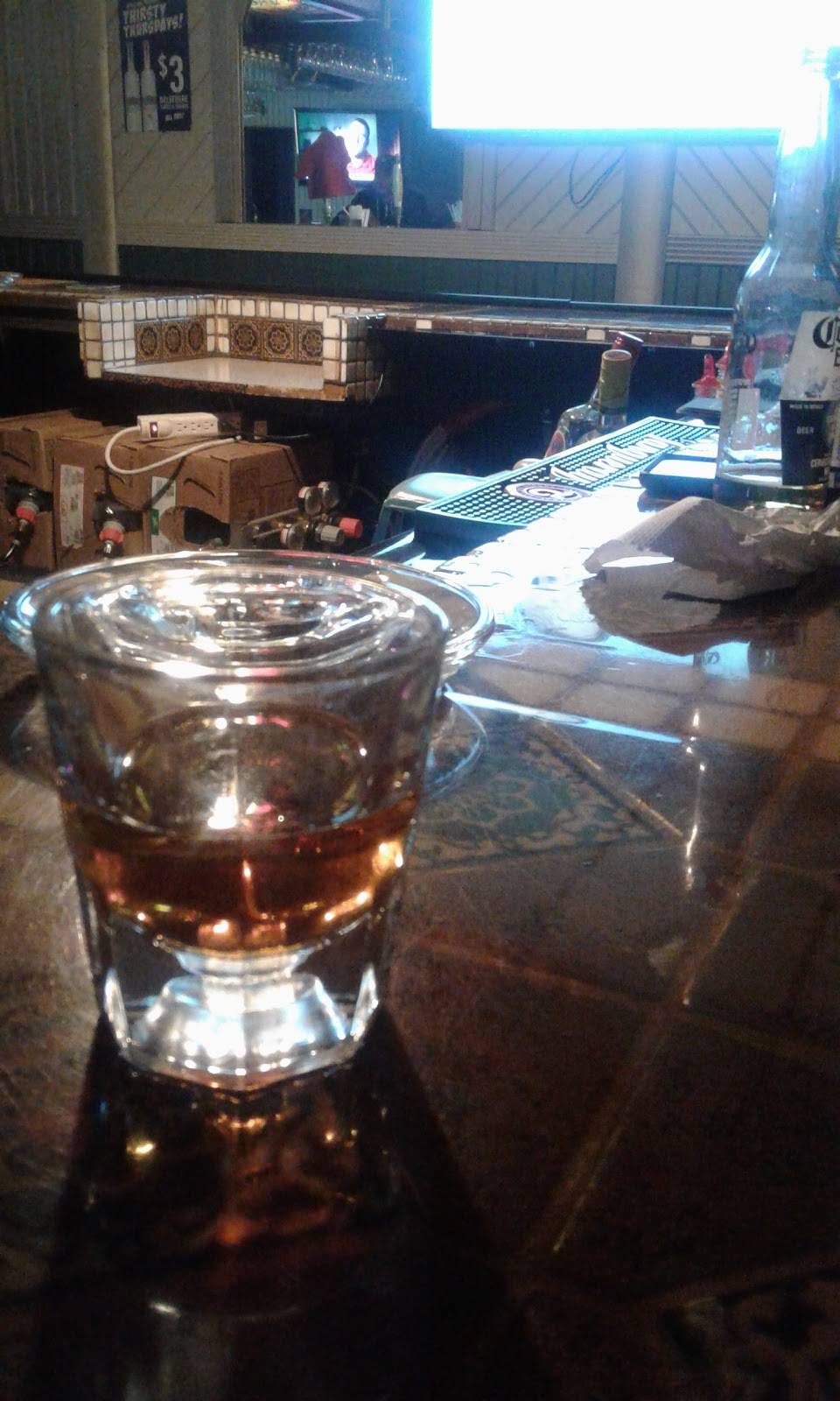 Apple Bar and Grill | restaurant | 3502 Walnut St, Harrisburg, PA 17109, USA | 7173179967 OR +1 717-317-9967