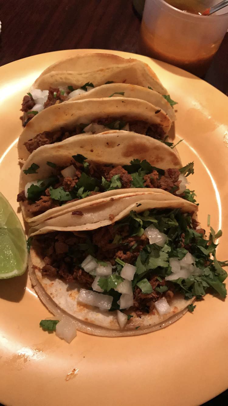 Taqueria El Carreton | restaurant | 817 Oley St, Reading, PA 19604, USA | 6103742420 OR +1 610-374-2420