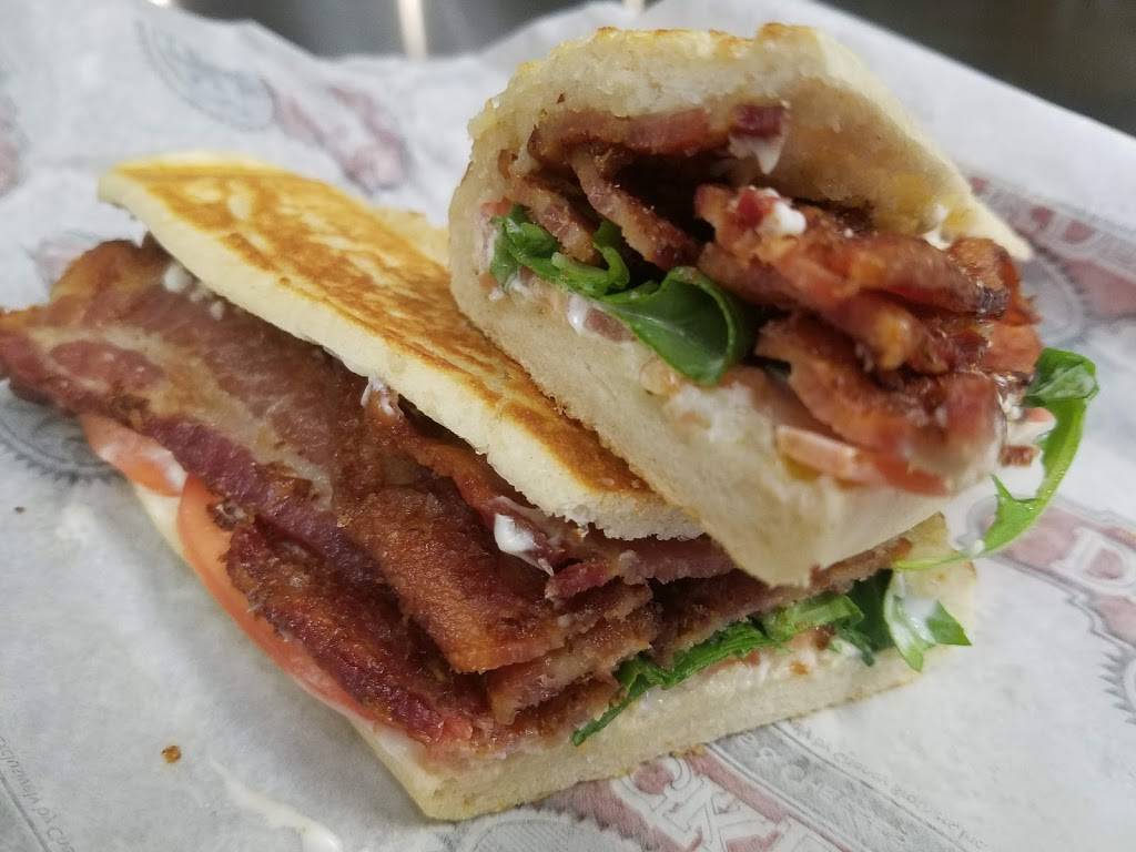 Polo Deli | restaurant | 2916 Cardinal Dr, Vero Beach, FL 32963, USA | 7722314091 OR +1 772-231-4091