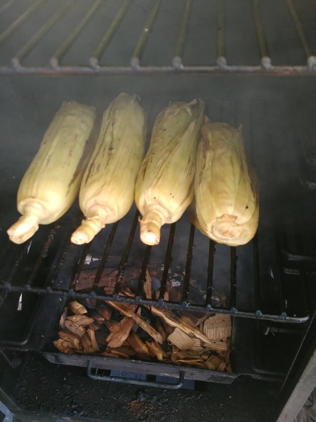 Robs Bayside BBQ | restaurant | 4190 N Cedar Ave, Fresno, CA 93726, USA | 8669322728 OR +1 866-932-2728