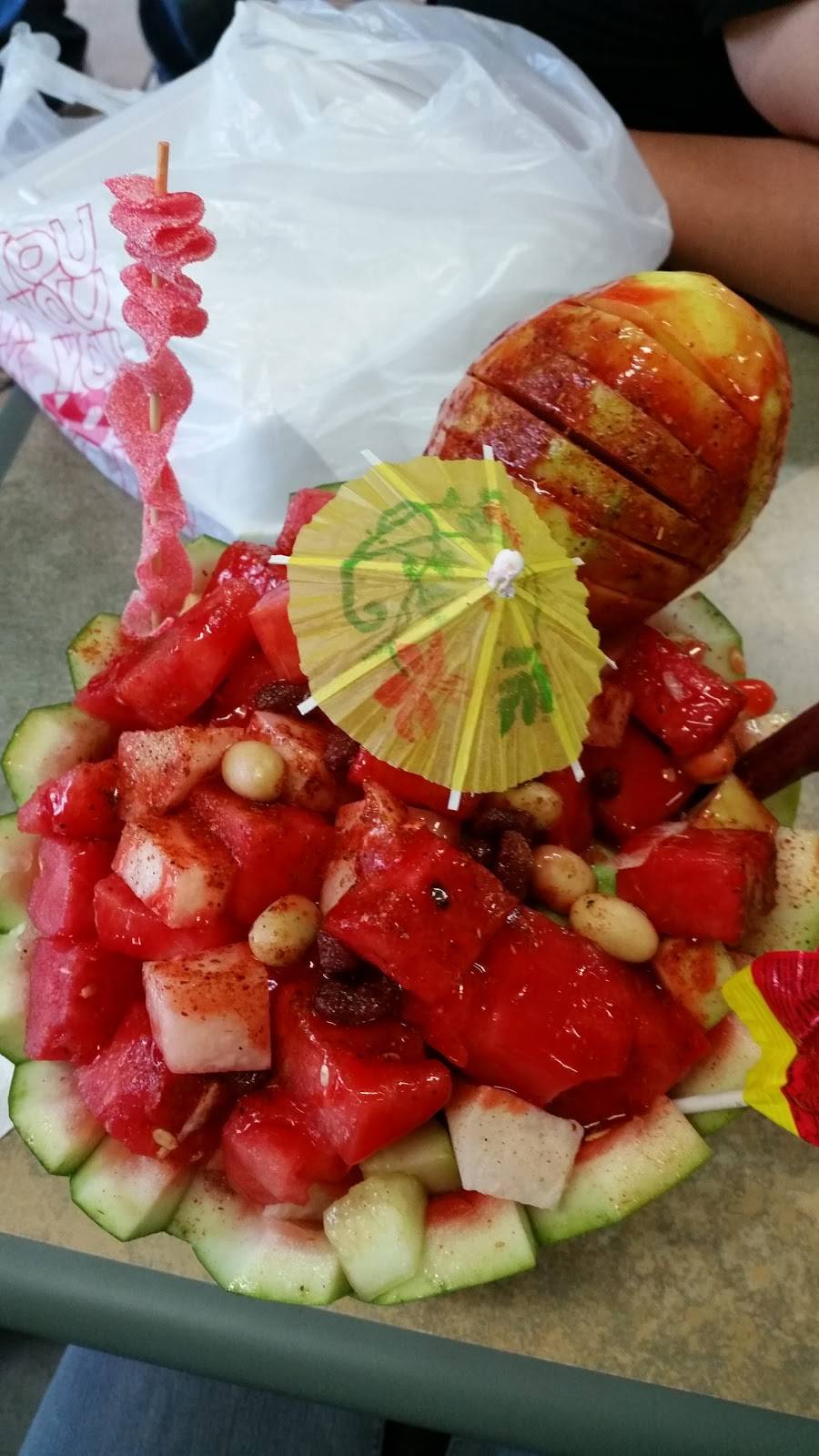 Agua Pura & Snacks | restaurant | 13669 Manning Ave #106, Parlier, CA 93648, USA | 5592545089 OR +1 559-254-5089