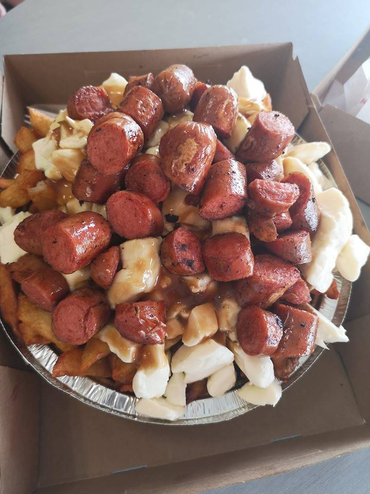 Le poutinault | restaurant | 270b Boulevard Thibeau, Trois-Rivières, QC G8T 6Y4, Canada | 8199094433 OR +1 819-909-4433