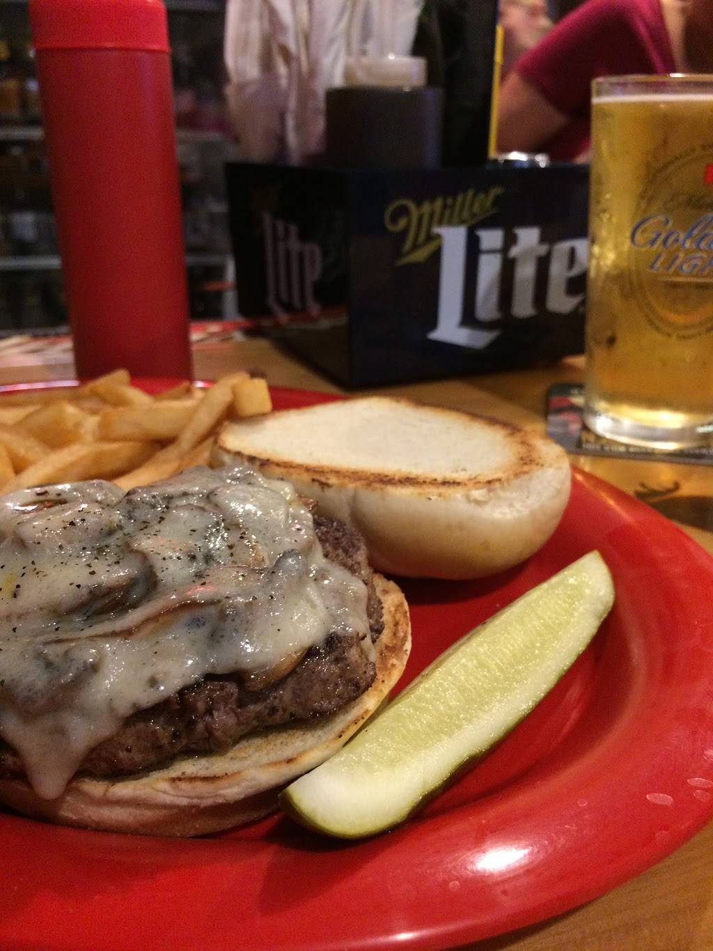 Oak Roads Grill & Bar | restaurant | 2351 181st Ave NW, Cedar, MN 55011, USA | 7637533900 OR +1 763-753-3900