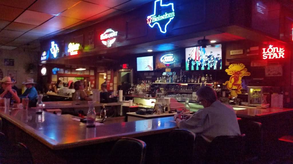LoneStar RoadHouse | restaurant | 11277 Northwest Hwy # 124, Dallas, TX 75238, USA | 2143413538 OR +1 214-341-3538
