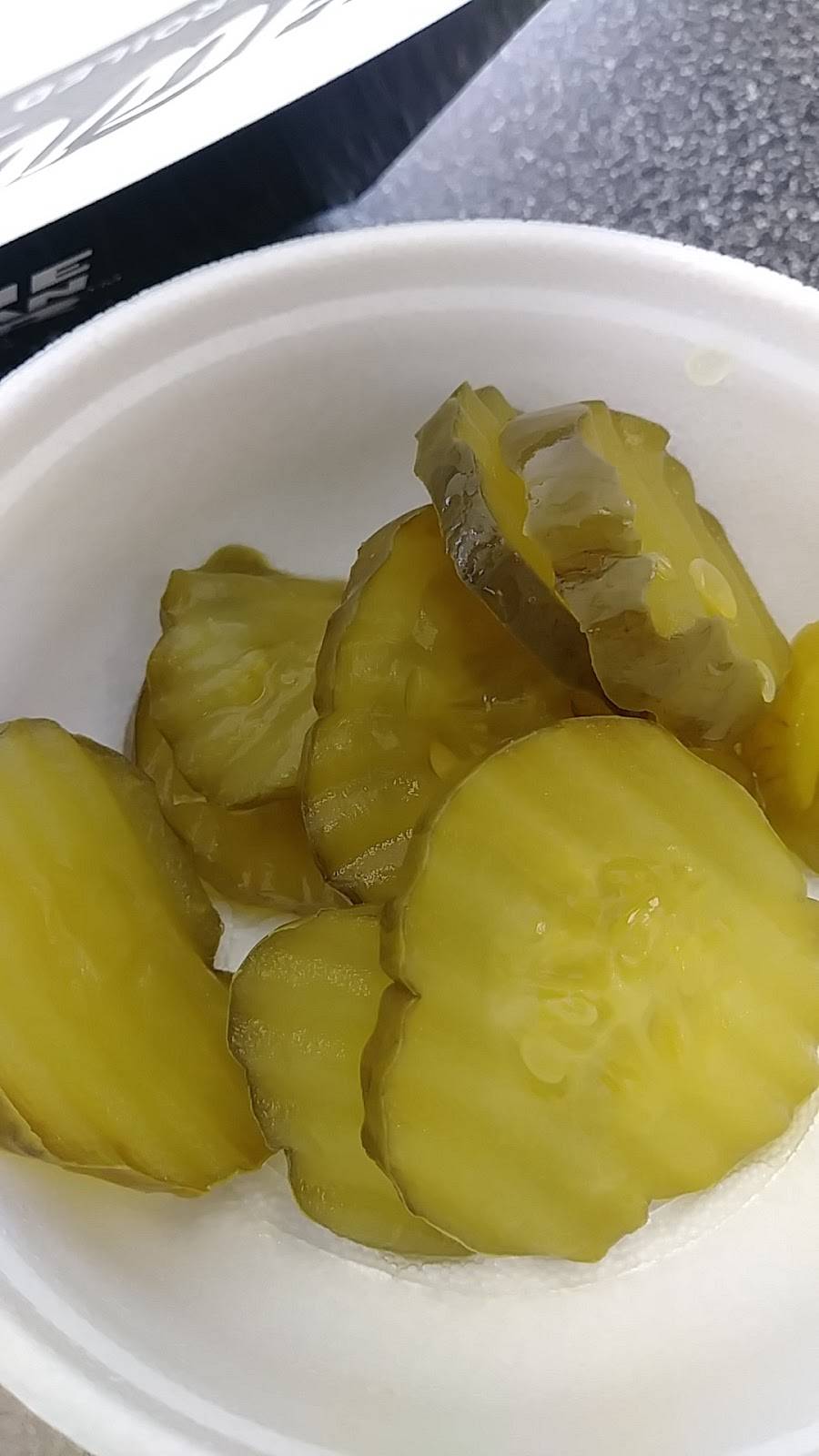 Hardees | restaurant | 108 N 4th St, Chillicothe, IL 61523, USA | 3092742747 OR +1 309-274-2747