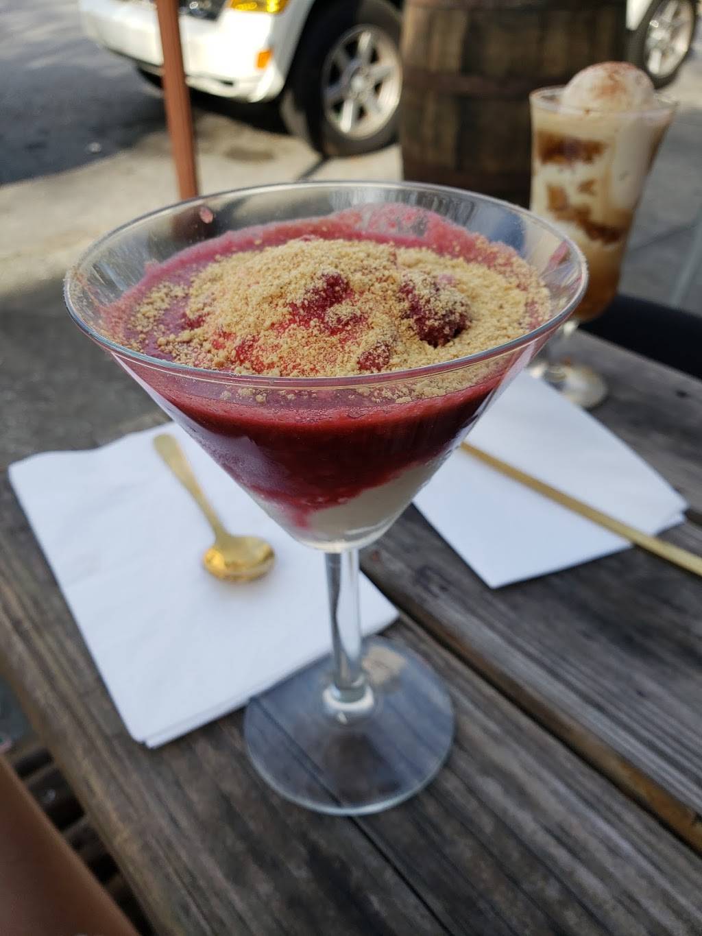 Beans & Barlour | restaurant | 538 1st Ave N, St. Petersburg, FL 33701, USA | 7274404540 OR +1 727-440-4540