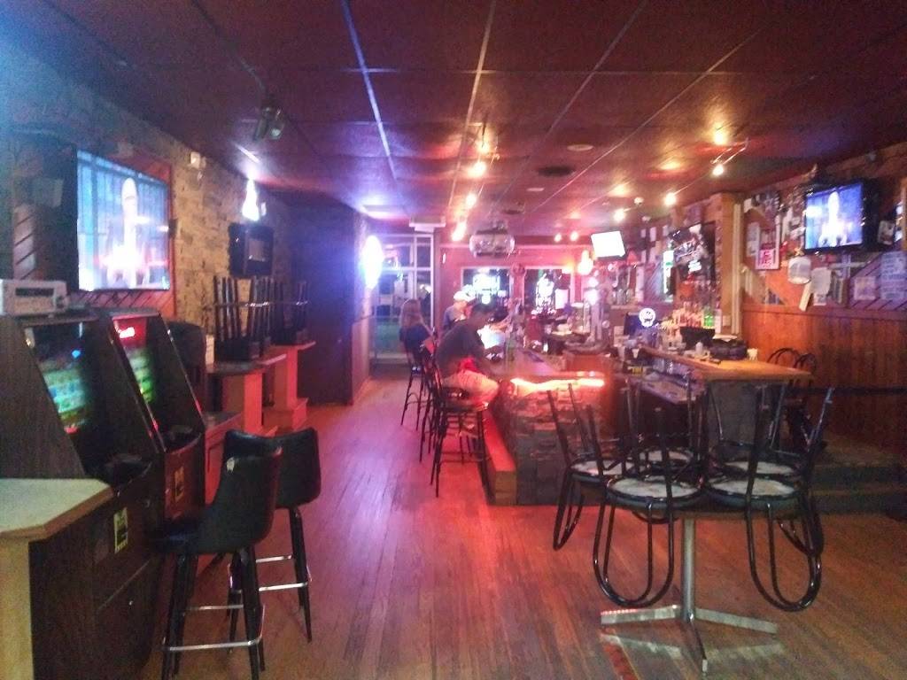 The Place 2B! | restaurant | 116 N Federal Ave, Mason City, IA 50401, USA | 6414248007 OR +1 641-424-8007