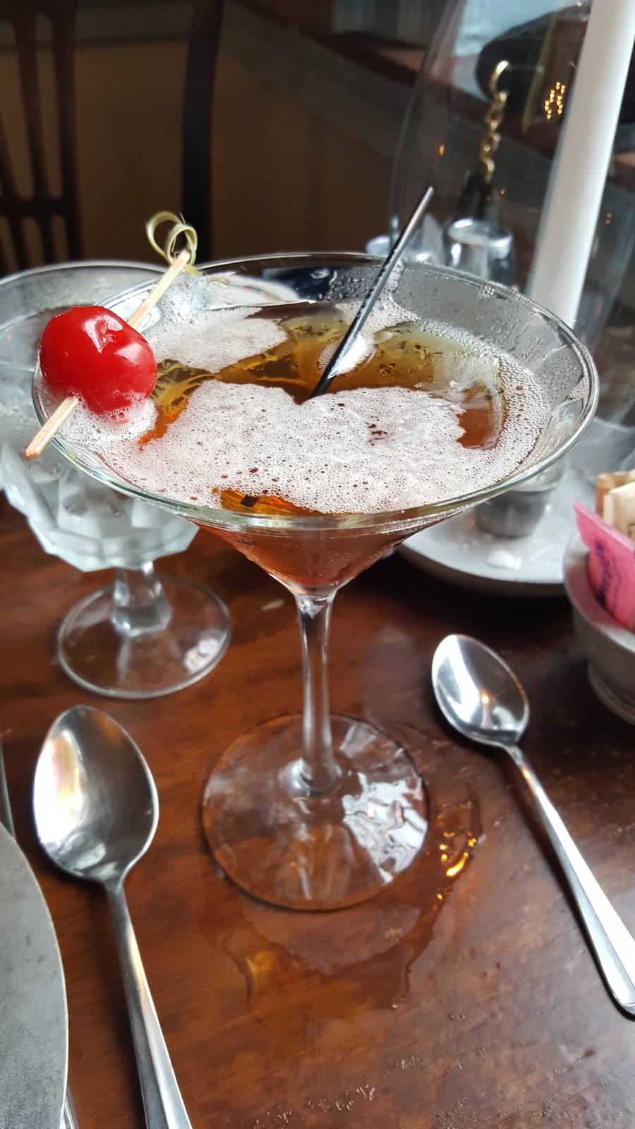 Gadsbys Tavern | restaurant | 138 N Royal St, Alexandria, VA 22314, USA | 7035481288 OR +1 703-548-1288