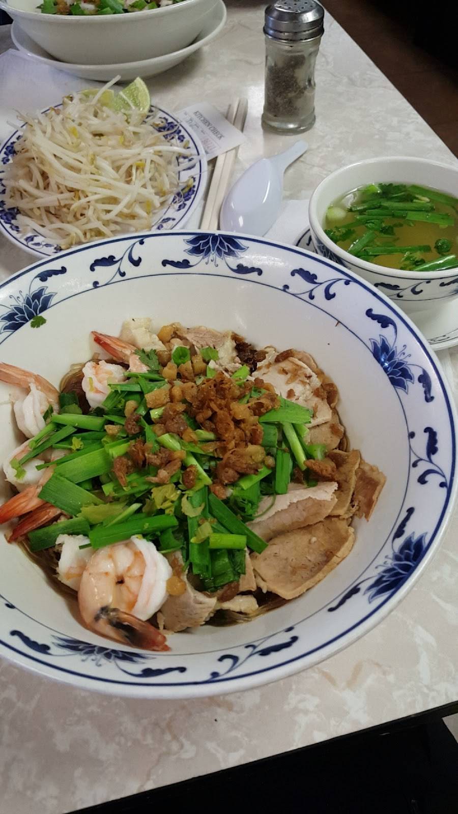 My Tho Restaurant | restaurant | 100 W Pioneer Pkwy # 156, Arlington, TX 76010, USA | 8178041904 OR +1 817-804-1904