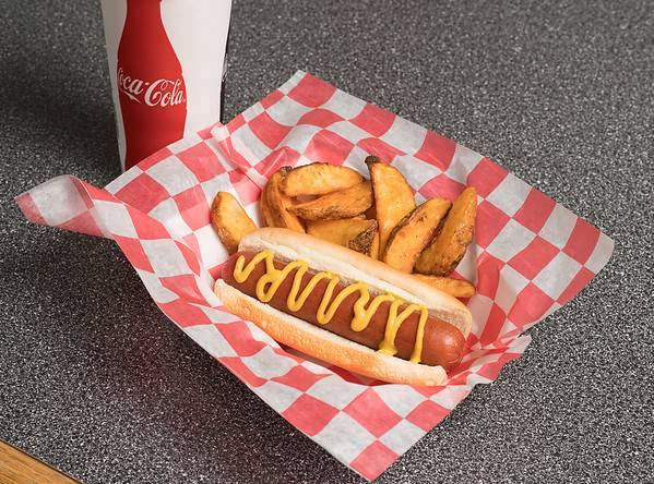 Founders Grille at Katke | restaurant | 1003 Perry Ave, Big Rapids, MI 49307, USA | 2312871224 OR +1 231-287-1224