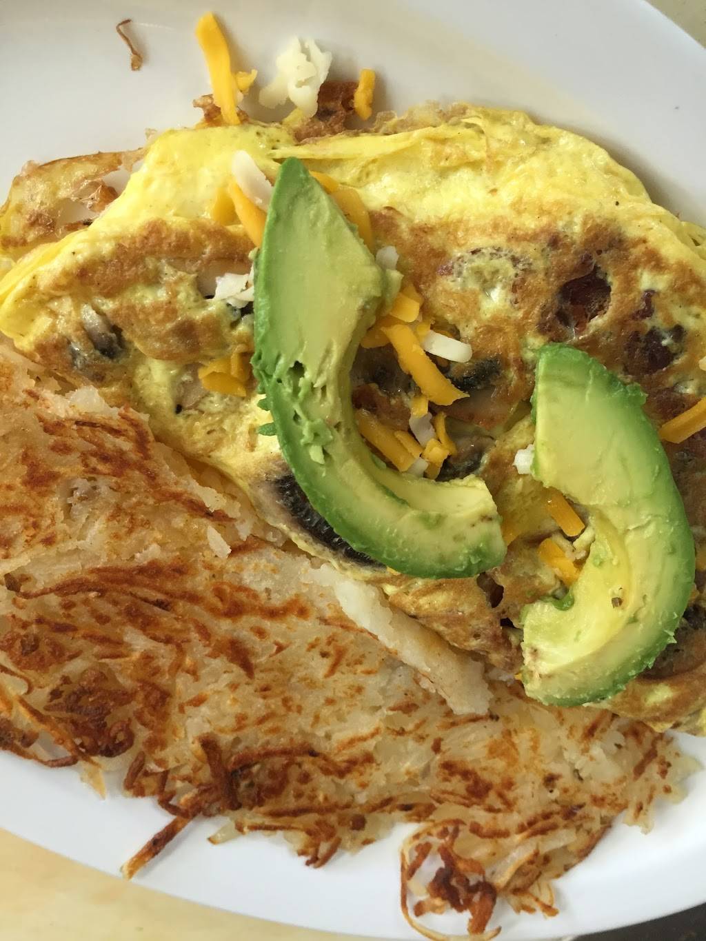 Norms Famous Charbroiled Burgers | restaurant | 14244 Whittier Blvd, Whittier, CA 90605, USA | 5626938616 OR +1 562-693-8616