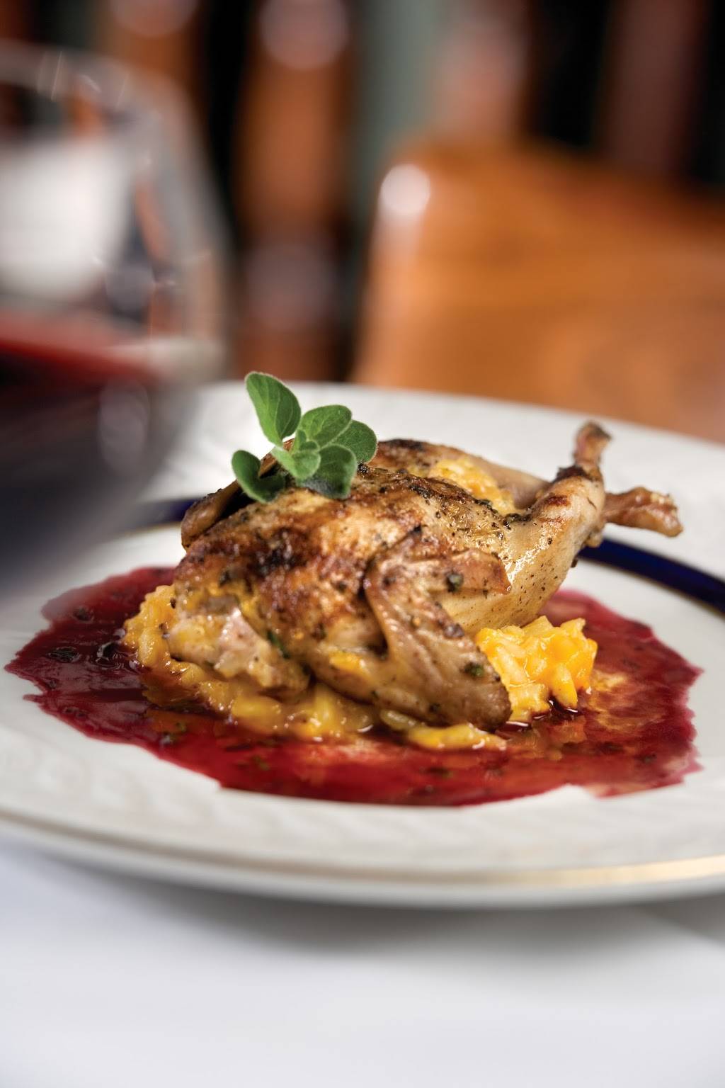 Carnegies Restaurant | restaurant | 100 W North St, Greenfield, IN 46140, USA | 3174628480 OR +1 317-462-8480