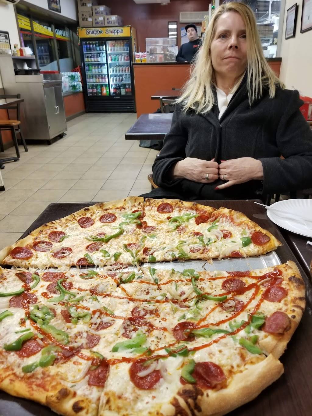 Lisas Family Pizzeria | restaurant | 2312 Main St, Tewksbury, MA 01876, USA | 9786948988 OR +1 978-694-8988