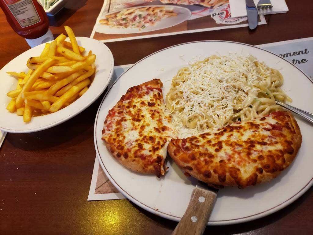 Mikes | restaurant | 633 32e Avenue, Lachine, QC H8T 3G6, Canada | 5145381980 OR +1 514-538-1980