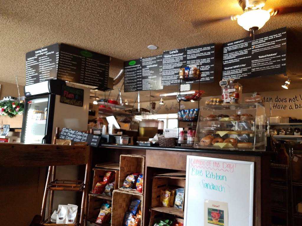 Gariola Coffee House | restaurant | 1881 N Mastick Way, Nogales, AZ 85621, USA | 5207611444 OR +1 520-761-1444