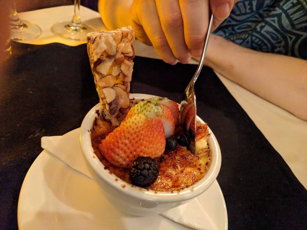 The Grape | restaurant | 2808 Greenville Ave, Dallas, TX 75206, USA | 2148281981 OR +1 214-828-1981