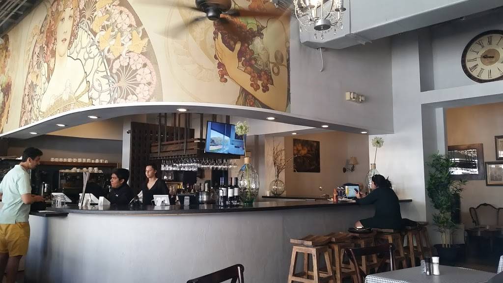 Salento Bistrot | restaurant | 2407 Rice Boulevard, Houston, TX 77005, USA | 7135287478 OR +1 713-528-7478