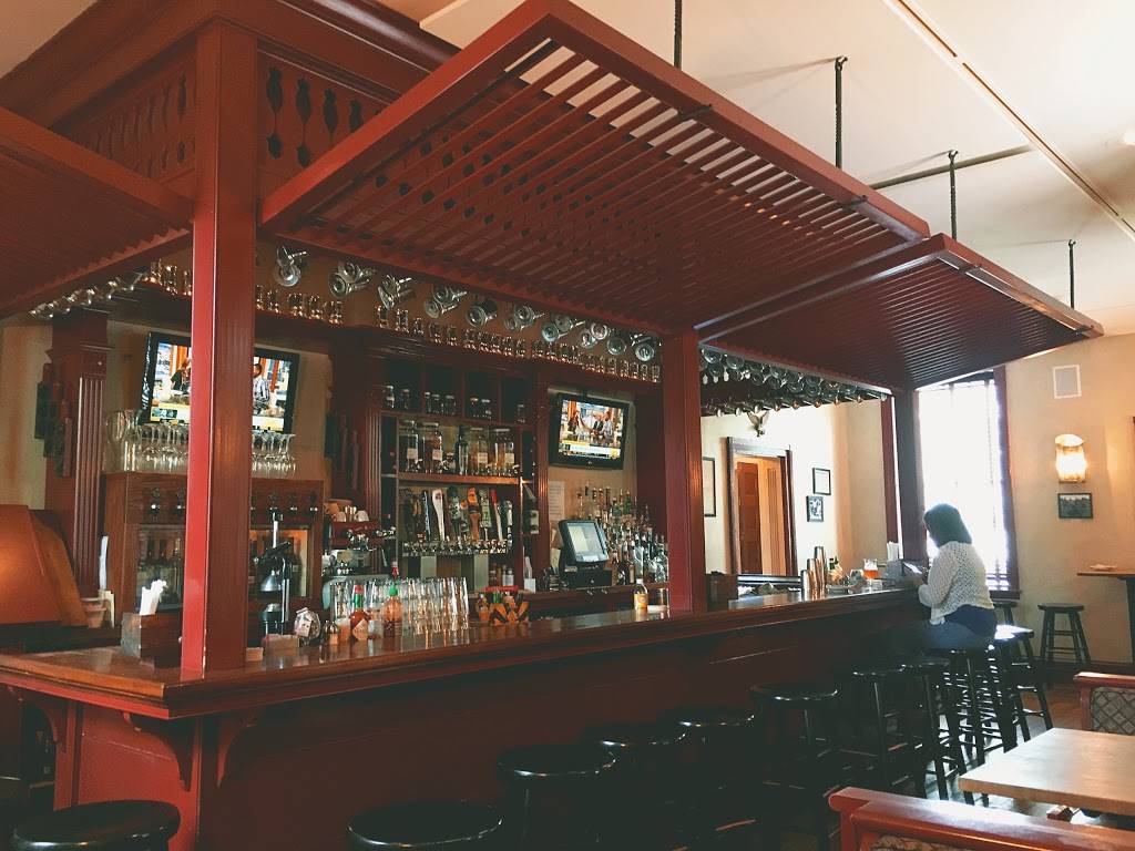 Cantwells Tavern | restaurant | 109 Main St, Odessa, DE 19730, USA | 3023760600 OR +1 302-376-0600