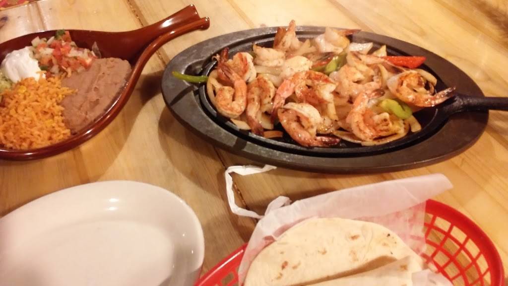 El Pacifico | restaurant | 920 Grand Ave, Grand Lake, CO 80447, USA | 9706279322 OR +1 970-627-9322