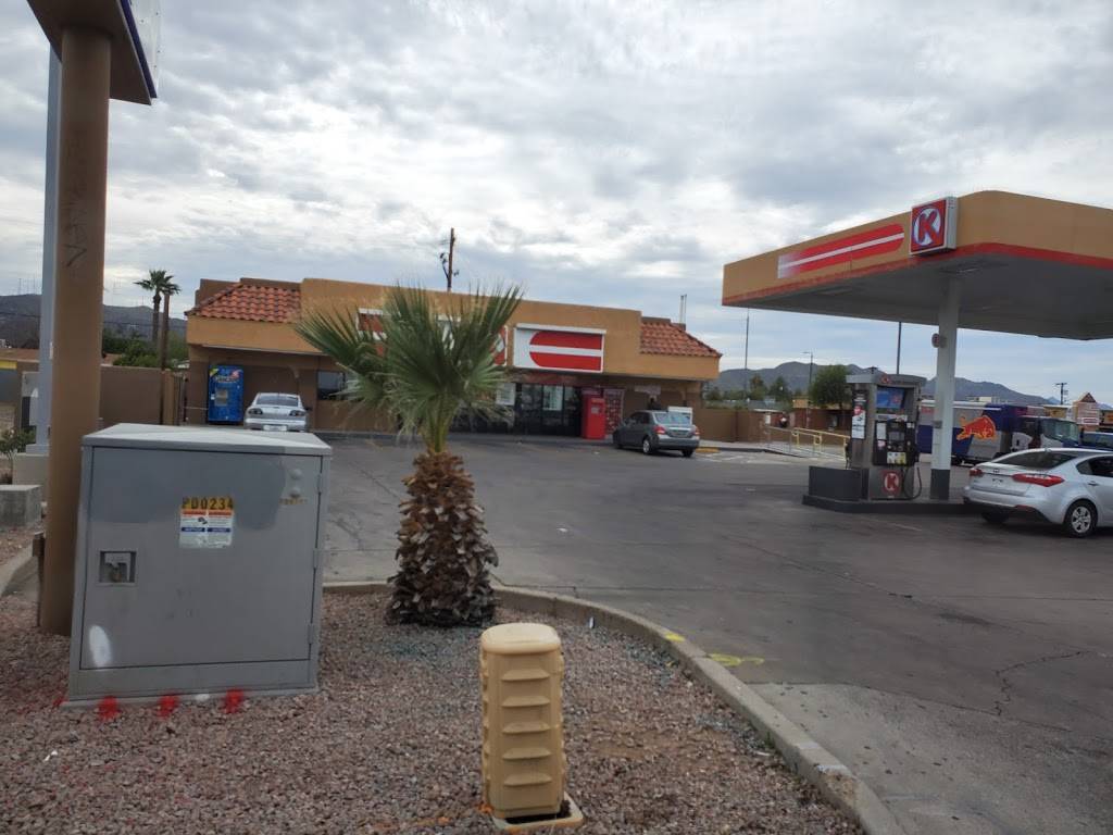 Circle K | meal takeaway | 7601 S Central Ave, Phoenix, AZ 85040, USA | 6022687239 OR +1 602-268-7239