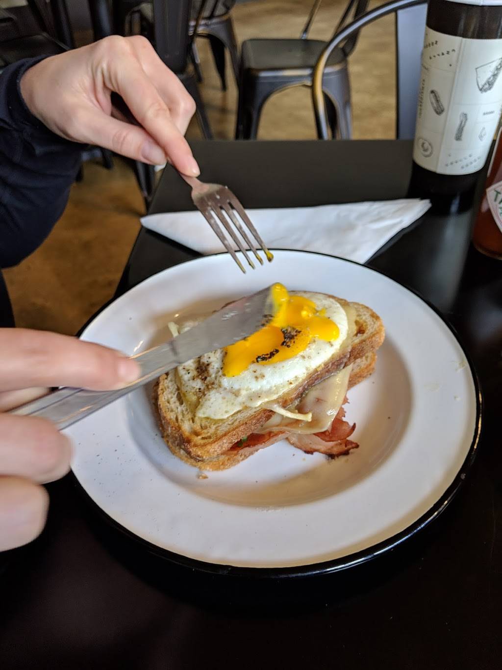 Kennys | restaurant | 1251 Market St, Chattanooga, TN 37402, USA | 4234985888 OR +1 423-498-5888