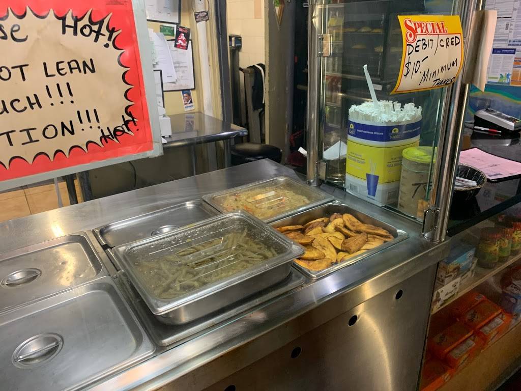 Caribbean Delight | restaurant | 1124 South St, Philadelphia, PA 19147, USA | 2158291030 OR +1 215-829-1030