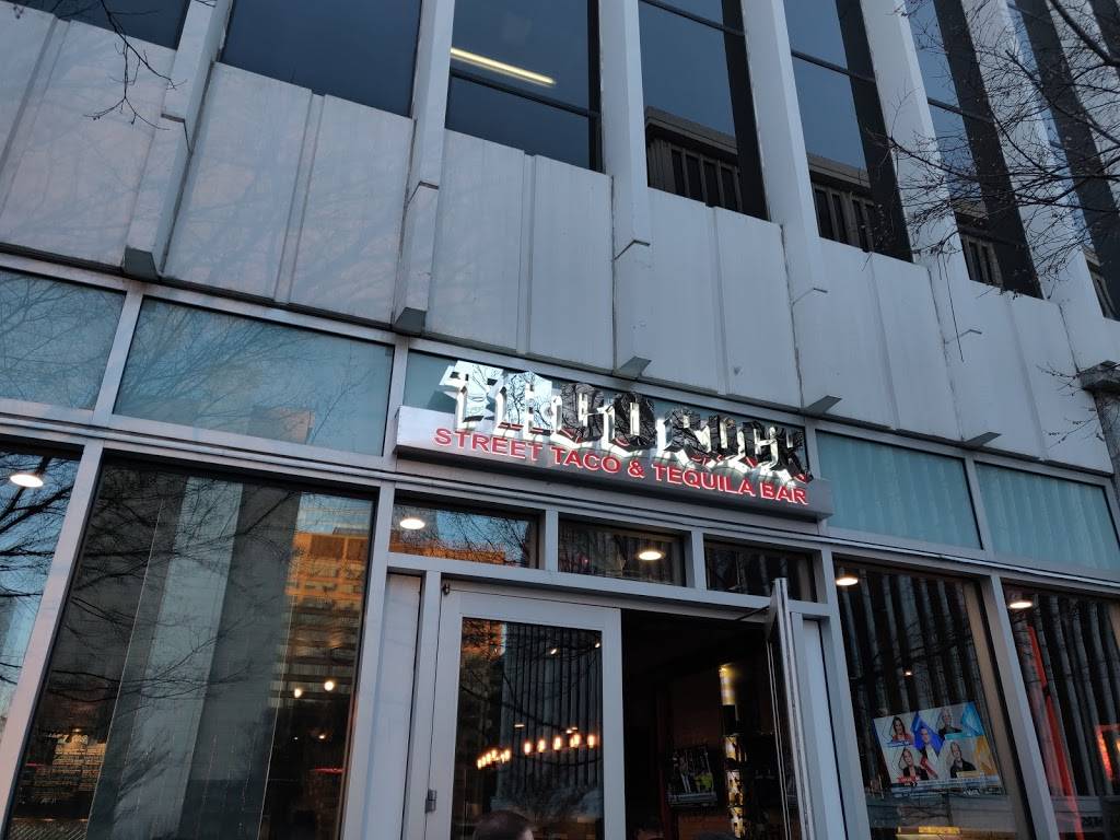 Taco Rock | restaurant | 1501 Wilson Blvd, Arlington, VA 22209, USA | 5719705365 OR +1 571-970-5365