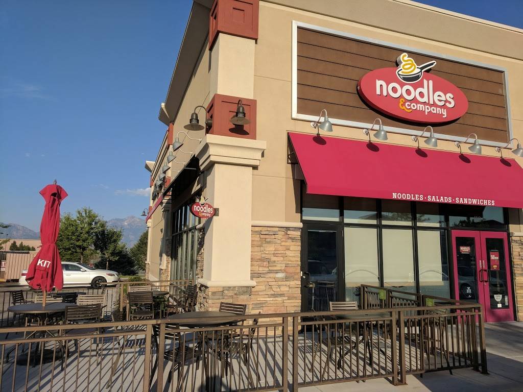 Noodles and Company | restaurant | 7632 S Campus View Dr, West Jordan, UT 84084, USA | 8012802095 OR +1 801-280-2095
