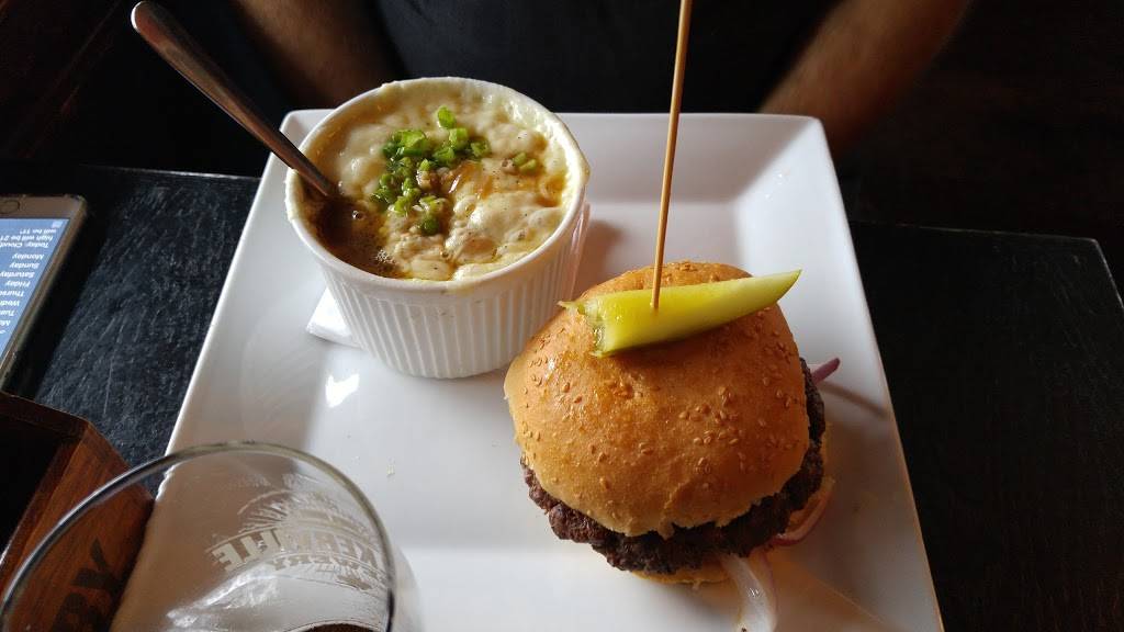 OMaggios Kildare House | restaurant | 1880 Wyandotte St E, Windsor, ON N8Y 1E3, Canada | 5199151066 OR +1 519-915-1066