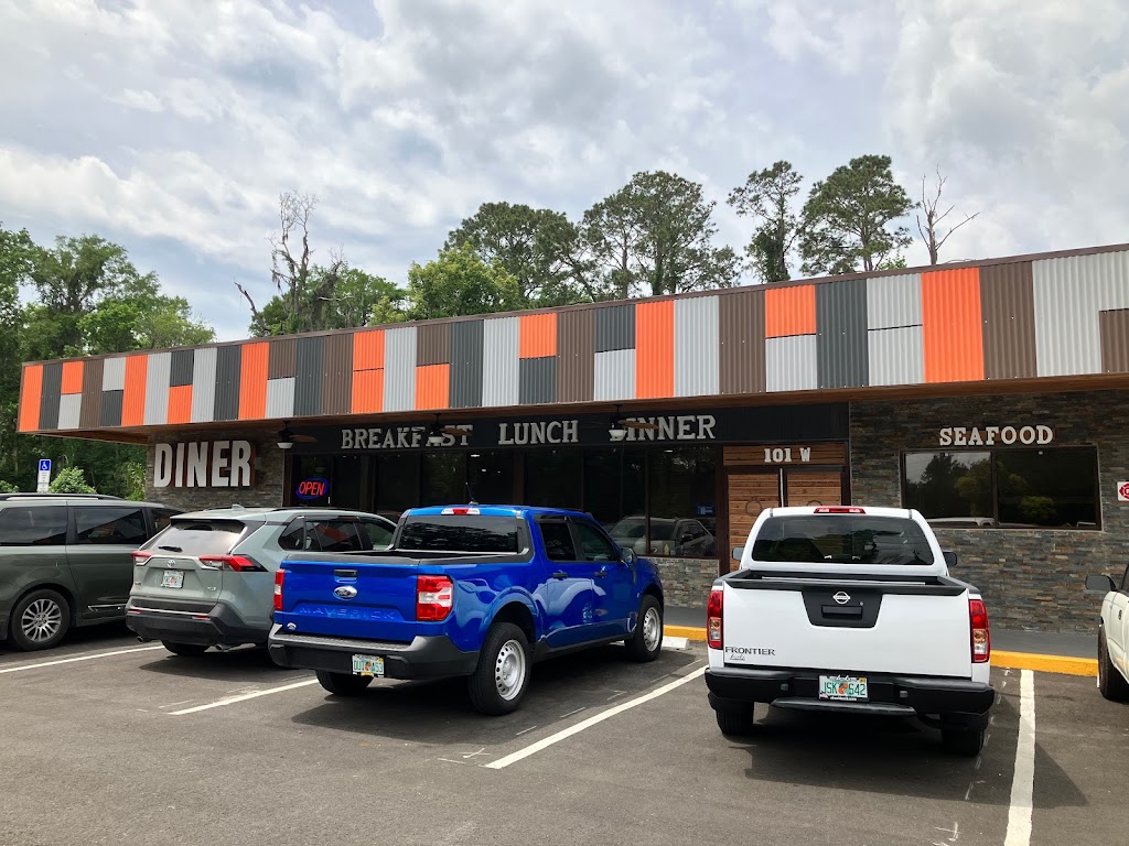 207 Diner | restaurant | 131 FL-207, East Palatka, FL 32131, USA | 3863855273 OR +1 386-385-5273