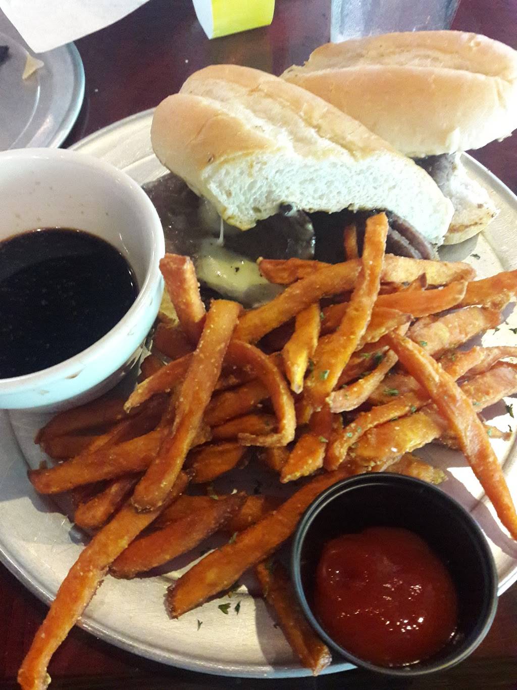 Railyard | restaurant | 116 S Edward Gary St, San Marcos, TX 78666, USA | 5123927555 OR +1 512-392-7555