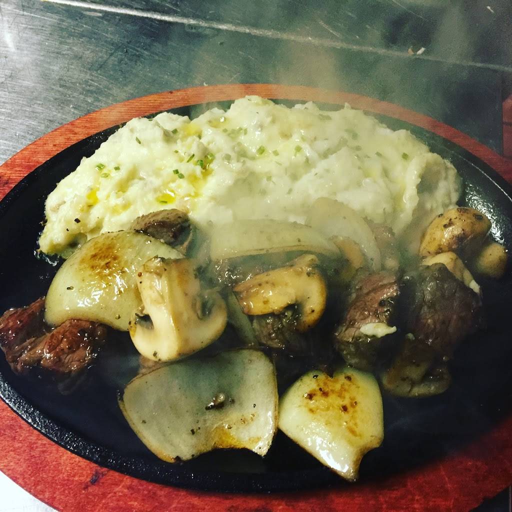 Tommy Cs Tavern | restaurant | 4809 W Pleasant Valley Rd, Cleveland, OH 44129, USA | 4408455880 OR +1 440-845-5880