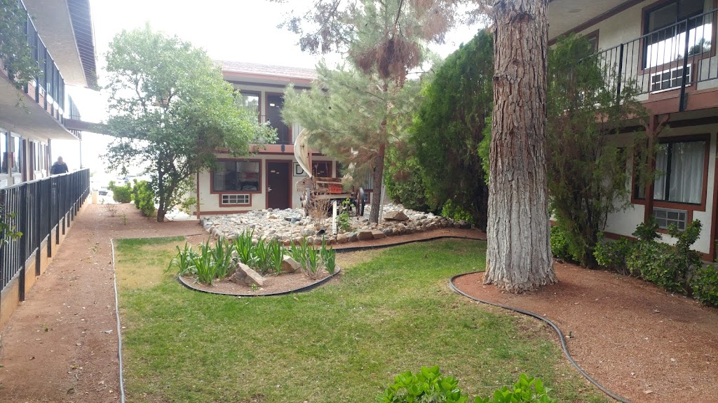 Saddle West Hotel Casino RV Resort | restaurant | 1220 NV-160, Pahrump, NV 89048, USA | 7757271111 OR +1 775-727-1111