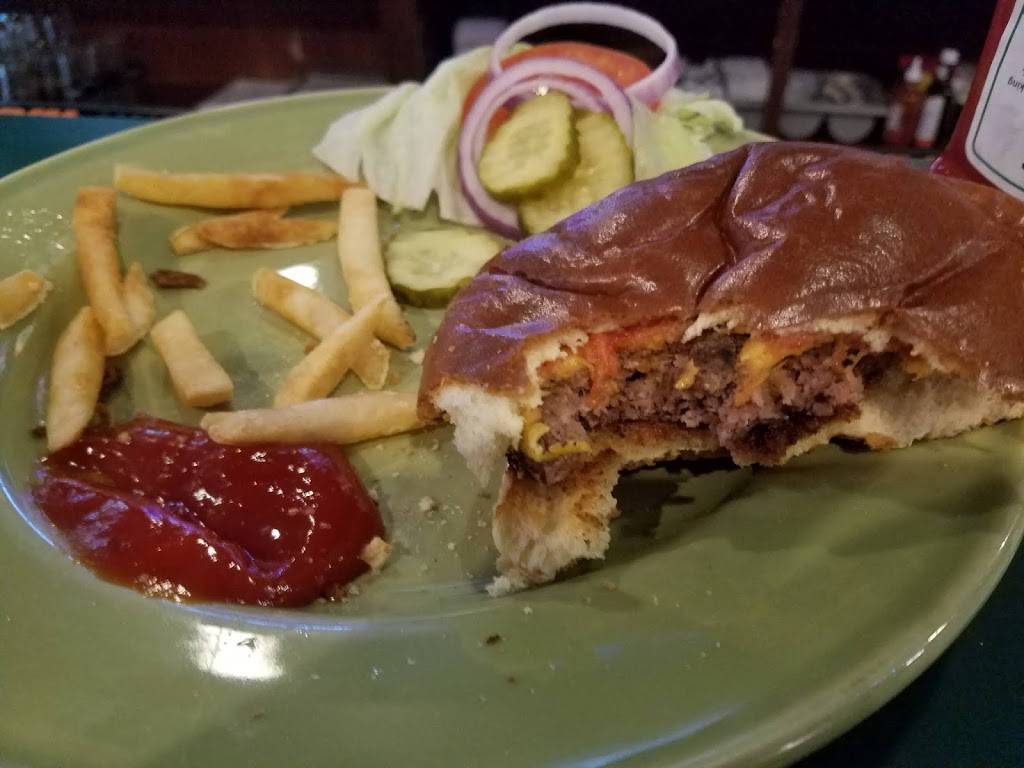 Bullfrogs Sports Café | restaurant | 33137 Center Ridge Rd, North Ridgeville, OH 44039, USA | 4403273764 OR +1 440-327-3764