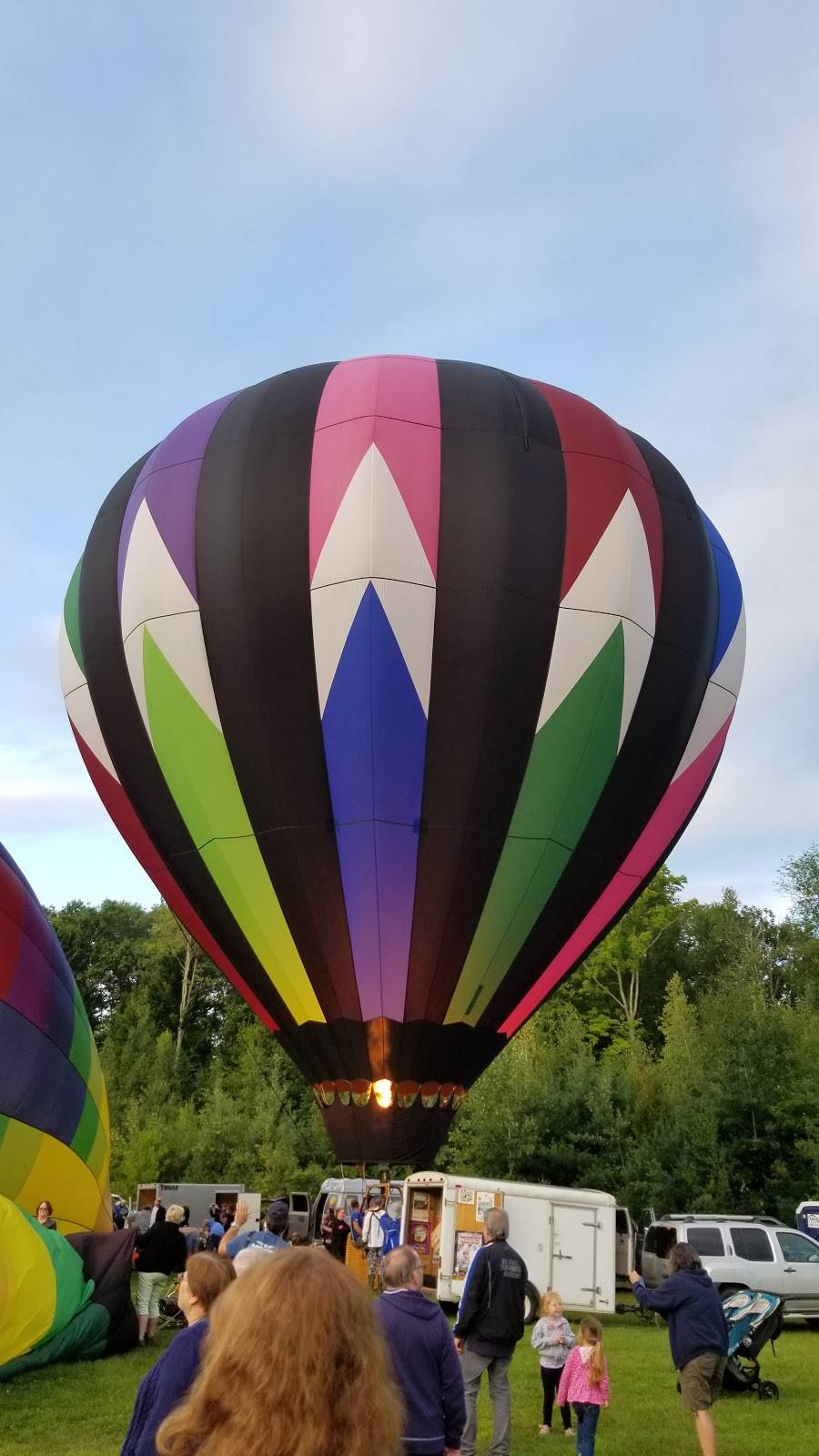 Hampshire Hills Athletic Club | restaurant | 50 Emerson Rd, Milford, NH 03055, USA | 6036737123 OR +1 603-673-7123