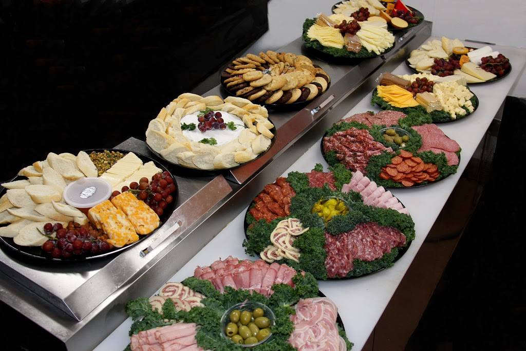 Billys Meats, Seafood & Deli | restaurant | 111 Avenida Del Mar, San Clemente, CA 92672, USA | 9494985924 OR +1 949-498-5924