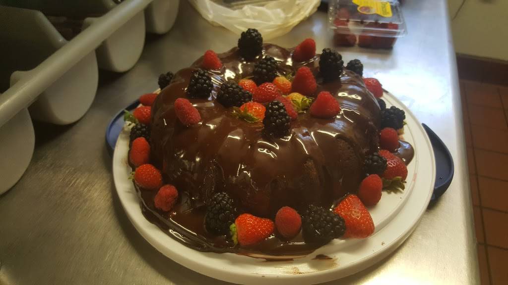 Locker Room Sports Bar | meal takeaway | 232 Main St, Lee, MA 01238, USA | 4132432662 OR +1 413-243-2662