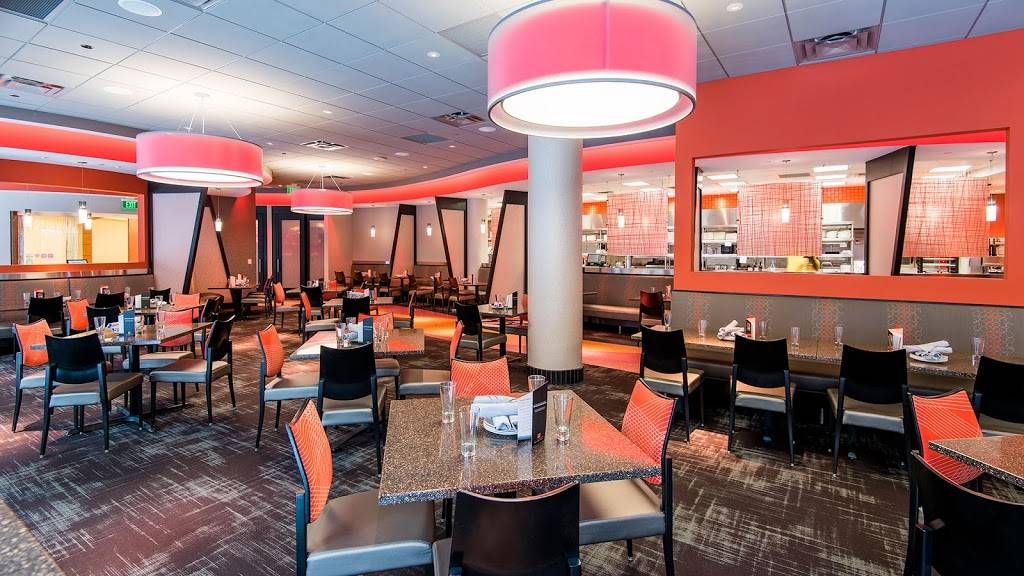 Zazios | restaurant | 1 Radisson Plaza Hotel, 100 W Michigan Ave, Kalamazoo, MI 49007, USA | 2693842650 OR +1 269-384-2650