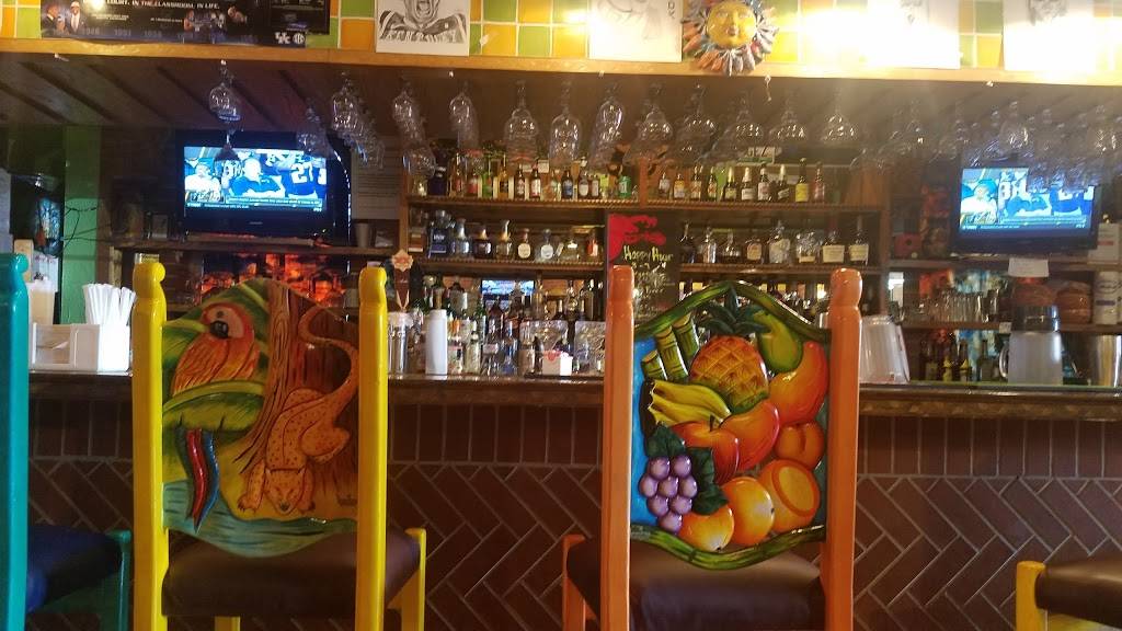 Pepes Mexican Restaurant | restaurant | 440 Connector Rd, Georgetown, KY 40324, USA | 5028680060 OR +1 502-868-0060